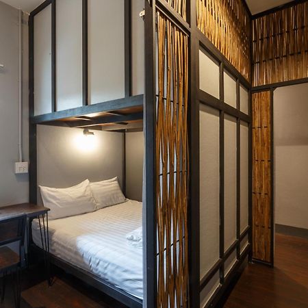 Hostel One Art And Gallery Chiang Mai Luaran gambar