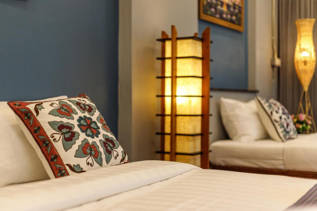 Hostel One Art And Gallery Chiang Mai Luaran gambar