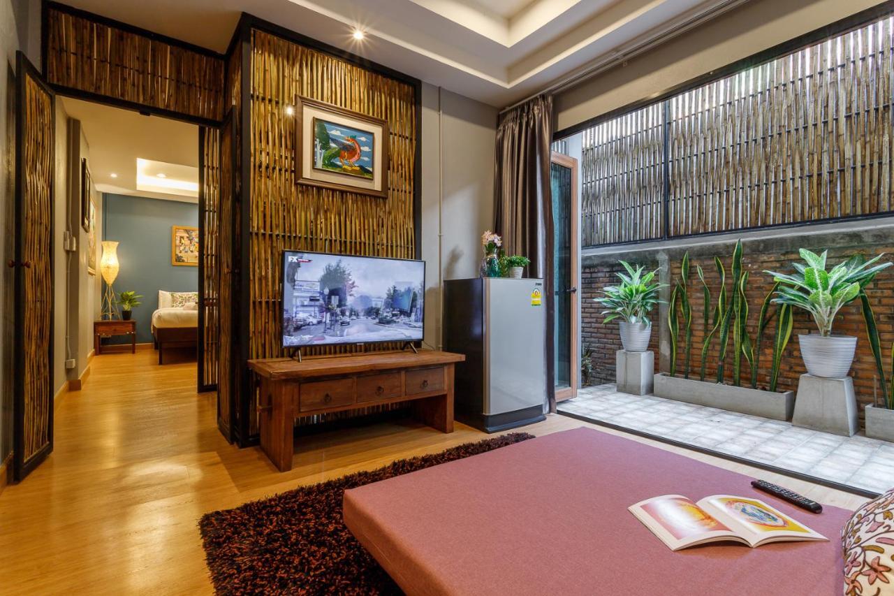 Hostel One Art And Gallery Chiang Mai Luaran gambar