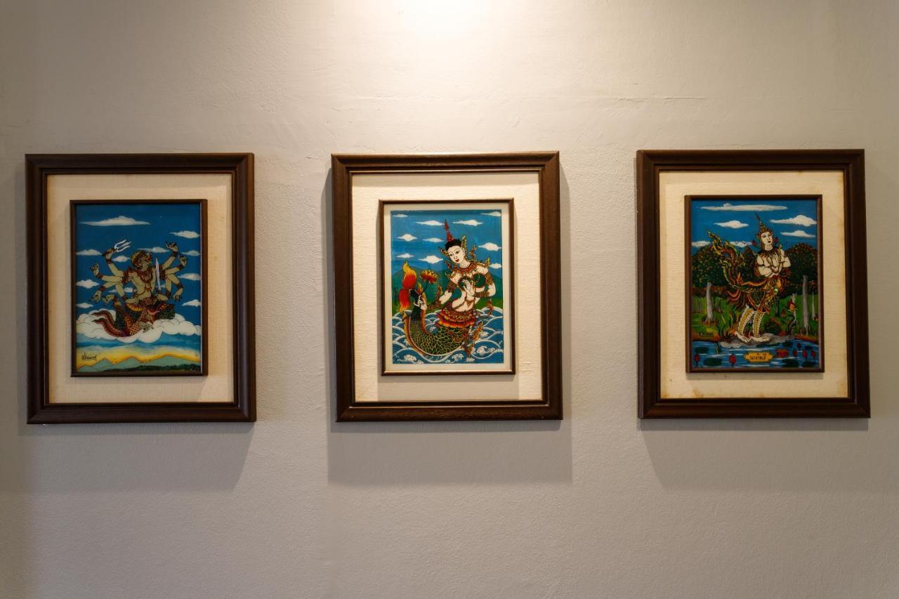 Hostel One Art And Gallery Chiang Mai Luaran gambar