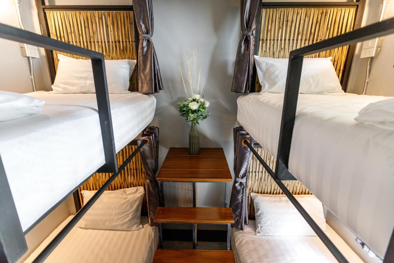 Hostel One Art And Gallery Chiang Mai Luaran gambar