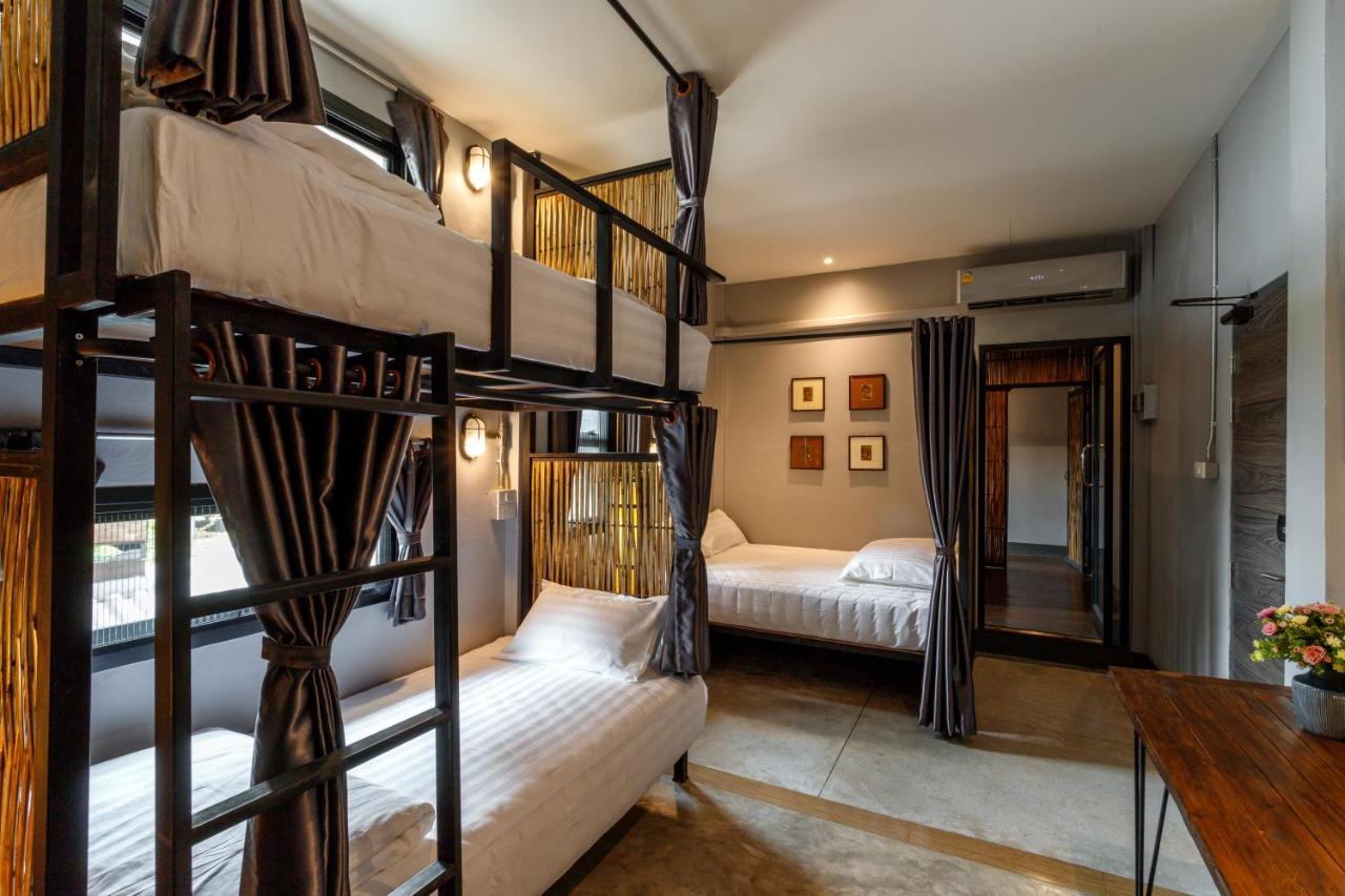 Hostel One Art And Gallery Chiang Mai Luaran gambar