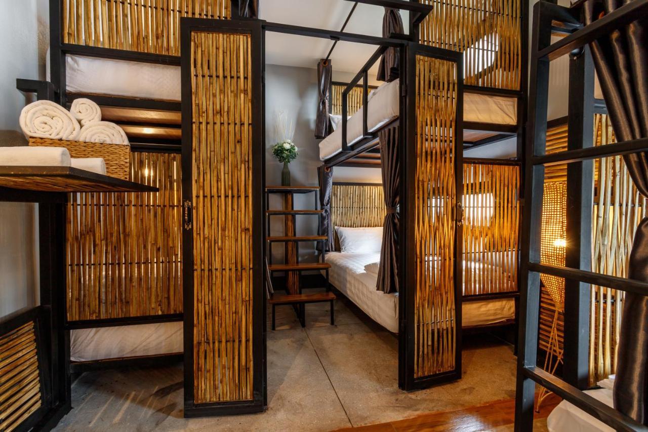 Hostel One Art And Gallery Chiang Mai Luaran gambar