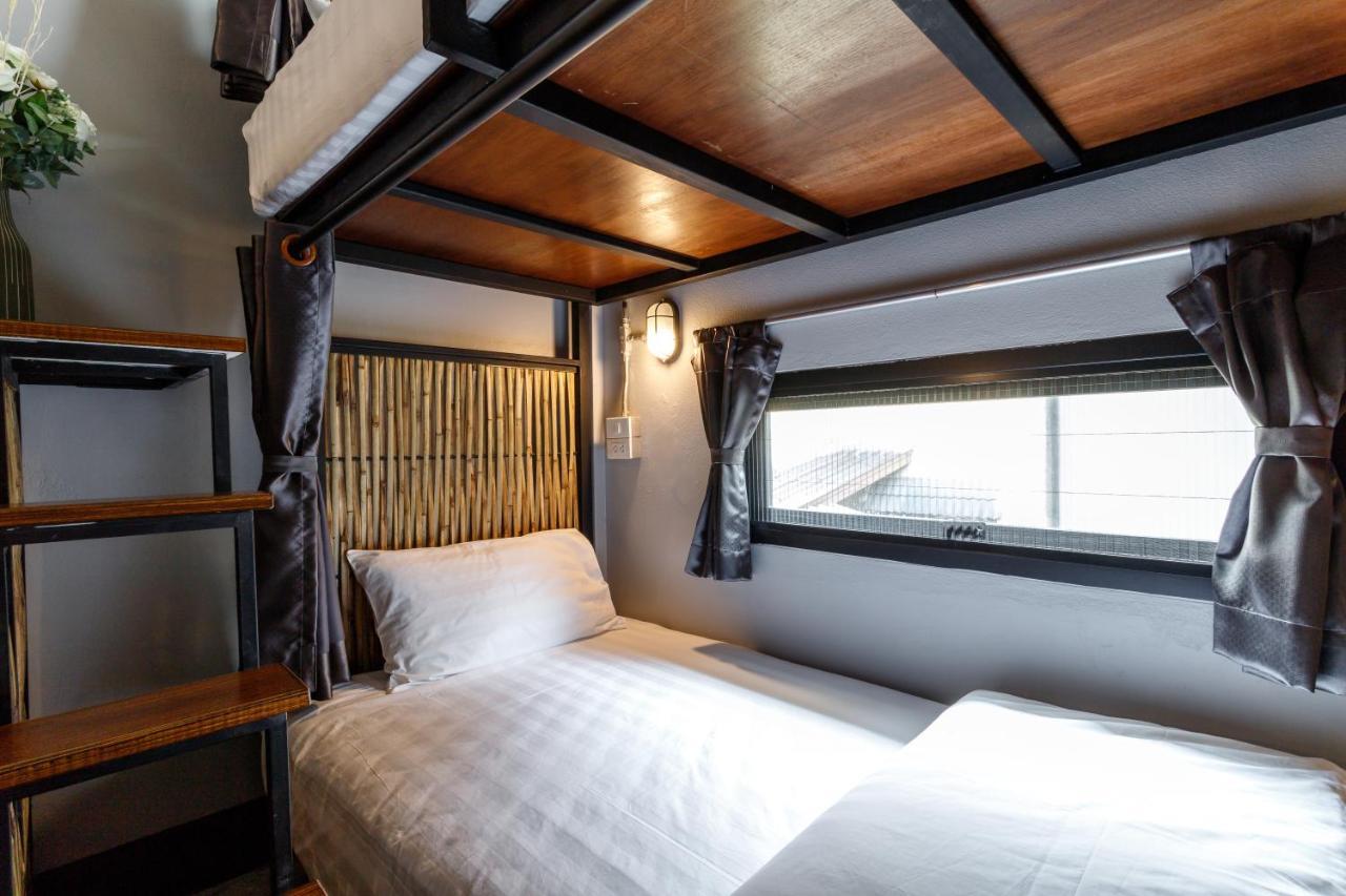 Hostel One Art And Gallery Chiang Mai Luaran gambar