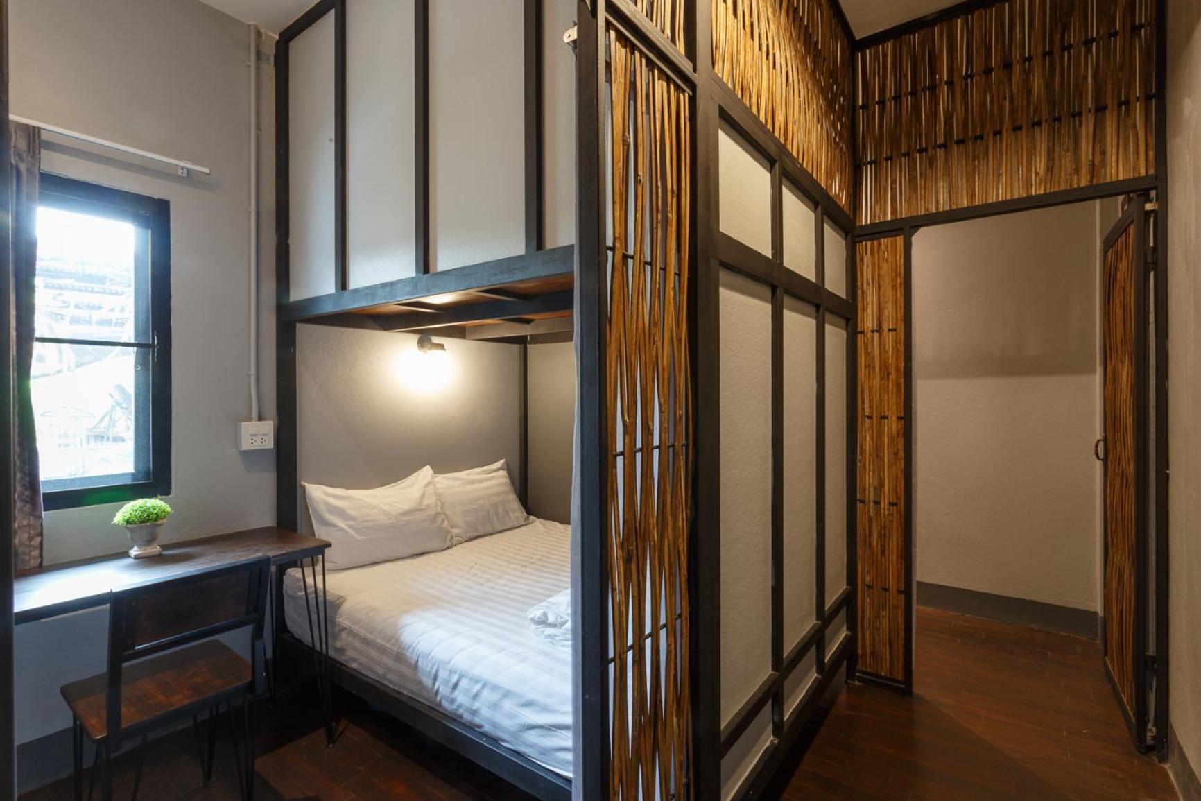 Hostel One Art And Gallery Chiang Mai Luaran gambar